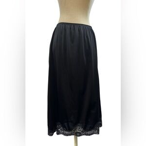 Vintage 1980s Nylon Slip with lace trim and side slit Size Large